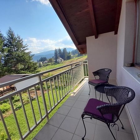 Apartmani Exit Пале Екстериор снимка