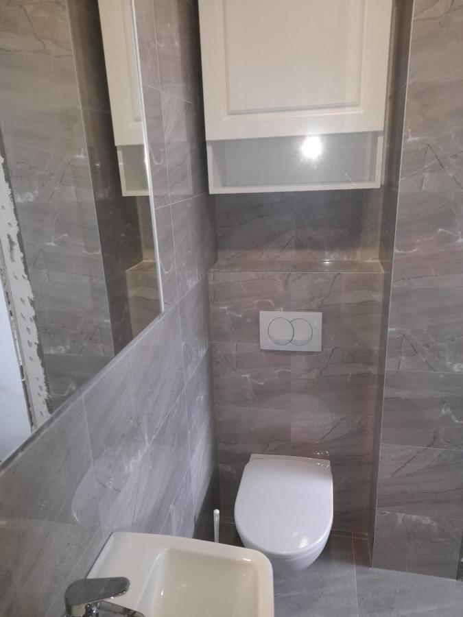 Apartmani Exit Пале Екстериор снимка